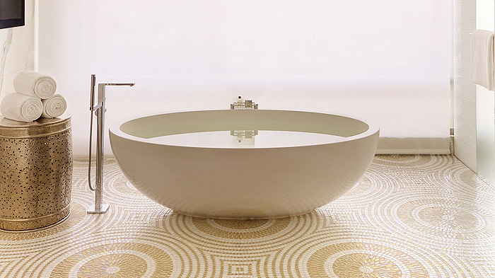 The Imperia - an elegant indulgent double-ended bathtub for two